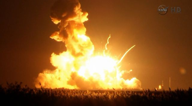 NASA: Εξερράγη πύραυλος που μετέφερε μη επανδρωμένο διαστημικό σκάφος